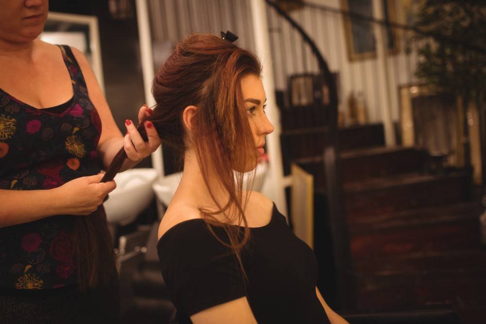 Best modern ladies hair salon